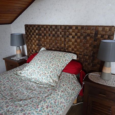 Chez Sylvie Hotell Sainte-Foy-lès-Lyon Exteriör bild