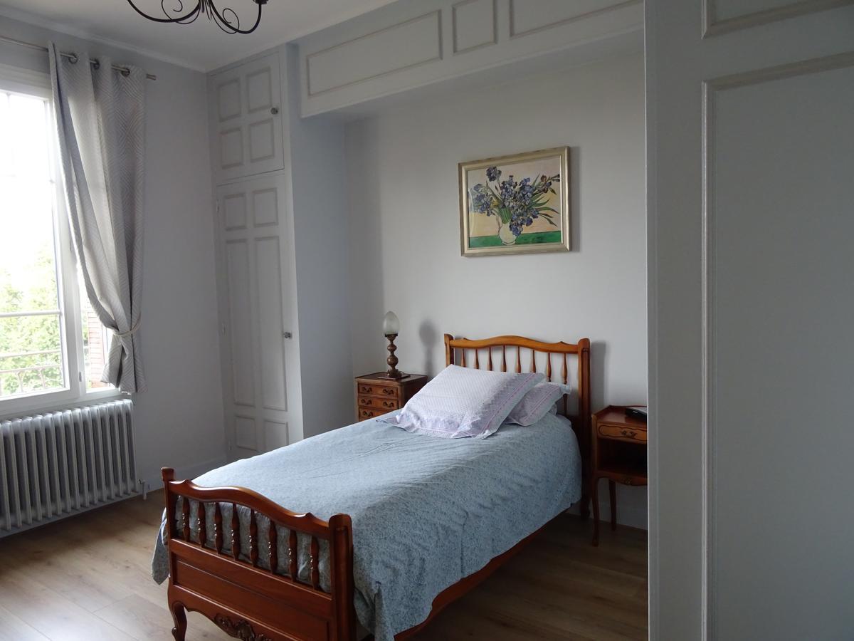 Chez Sylvie Hotell Sainte-Foy-lès-Lyon Exteriör bild