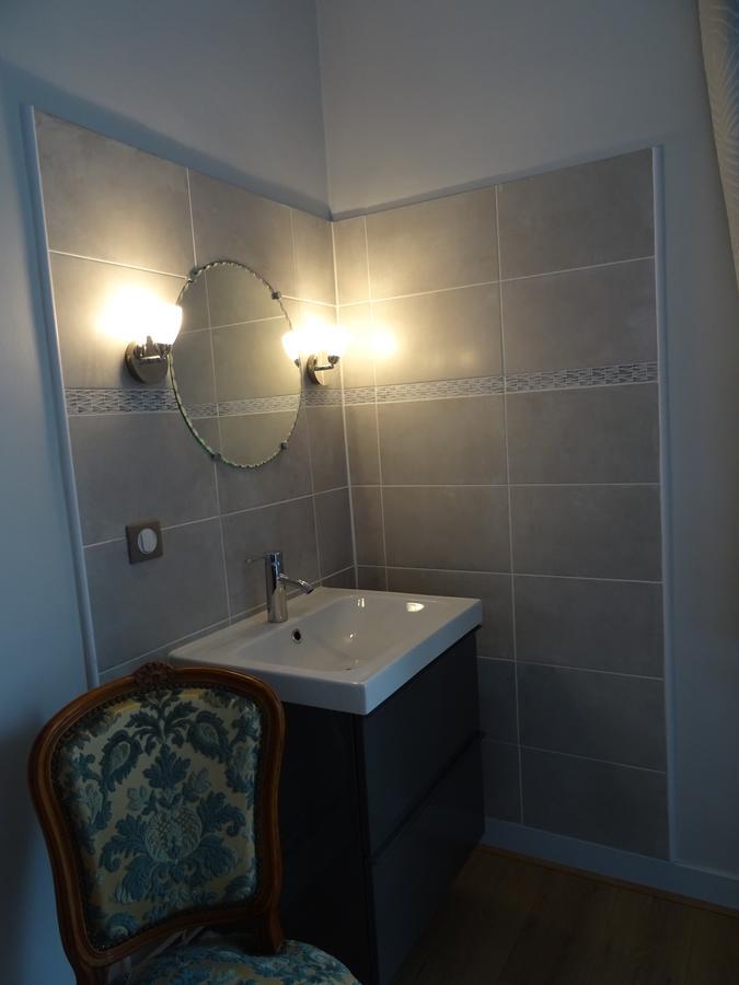 Chez Sylvie Hotell Sainte-Foy-lès-Lyon Exteriör bild