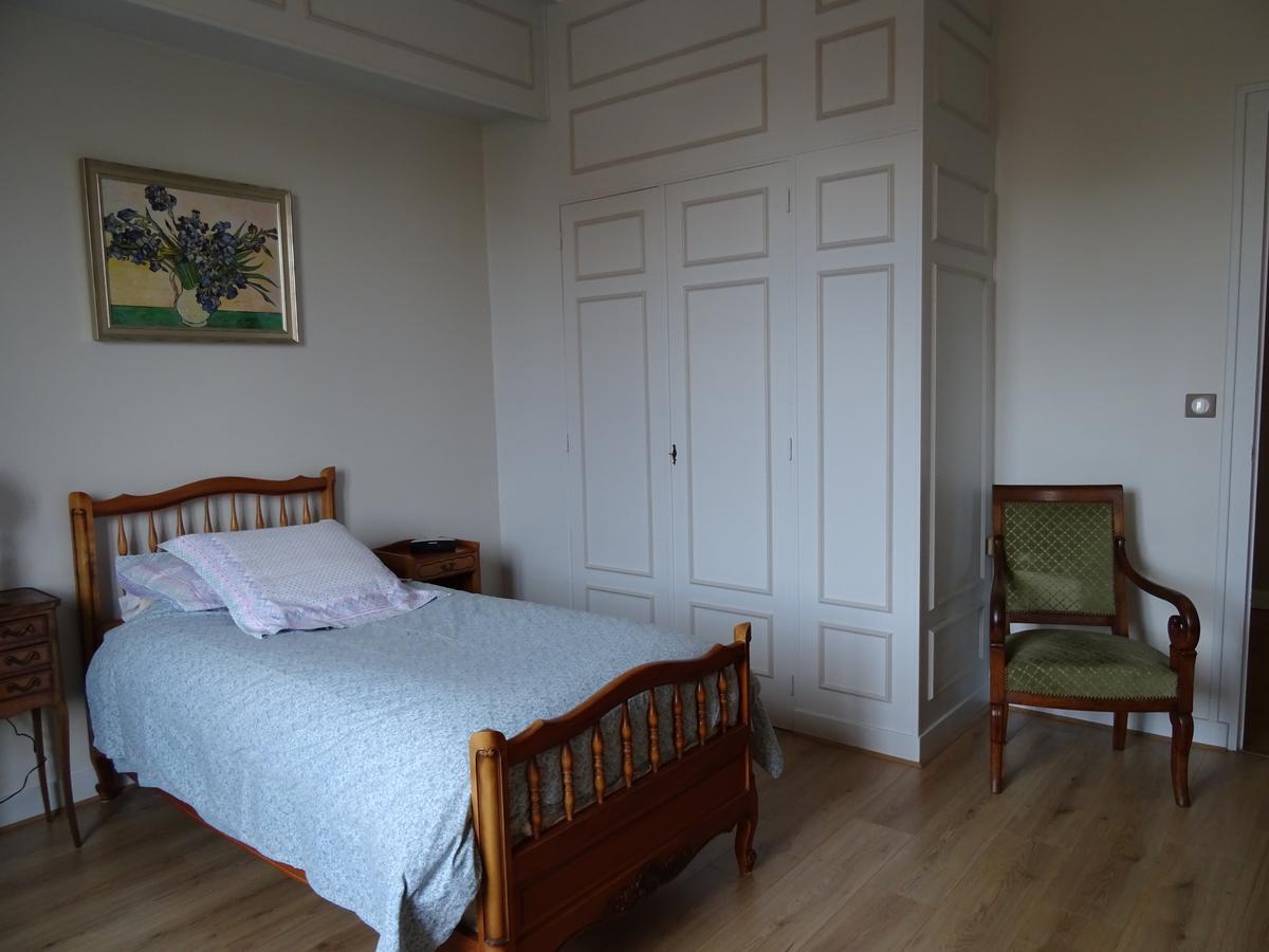Chez Sylvie Hotell Sainte-Foy-lès-Lyon Exteriör bild