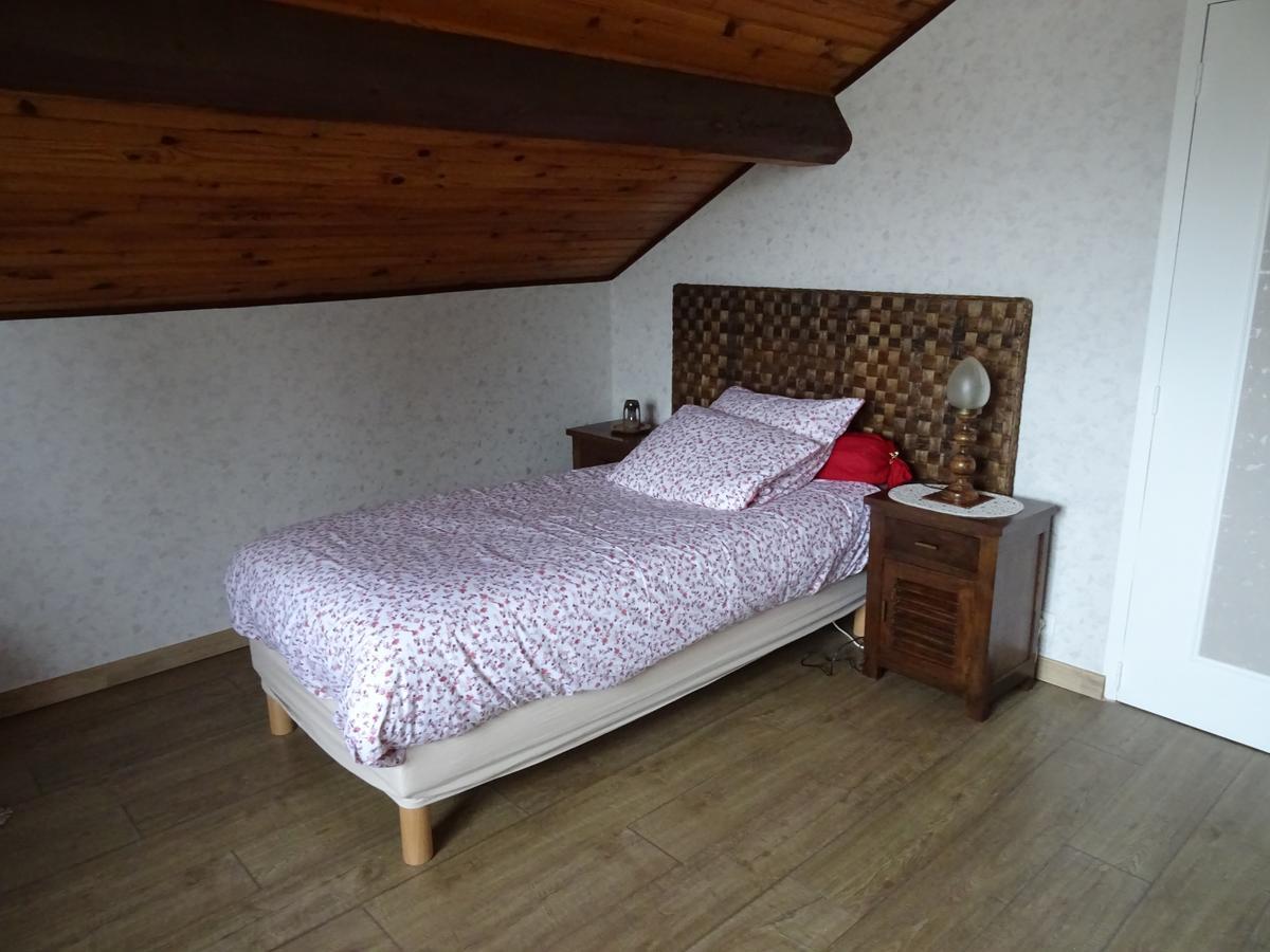 Chez Sylvie Hotell Sainte-Foy-lès-Lyon Exteriör bild