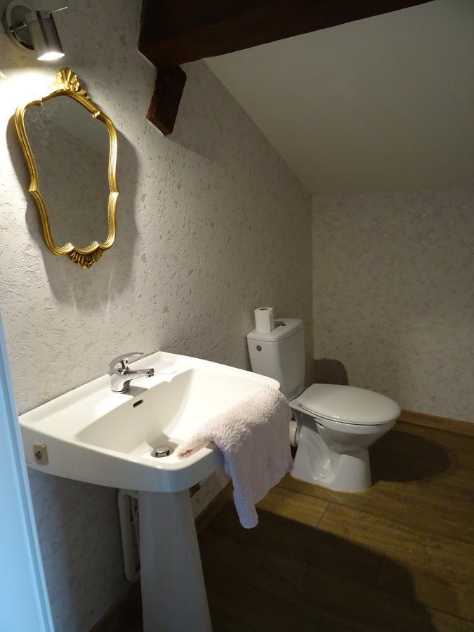 Chez Sylvie Hotell Sainte-Foy-lès-Lyon Exteriör bild